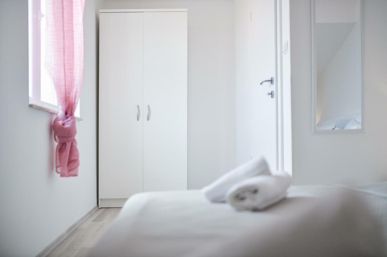 Grey Apartment Old Town 扎达尔 外观 照片